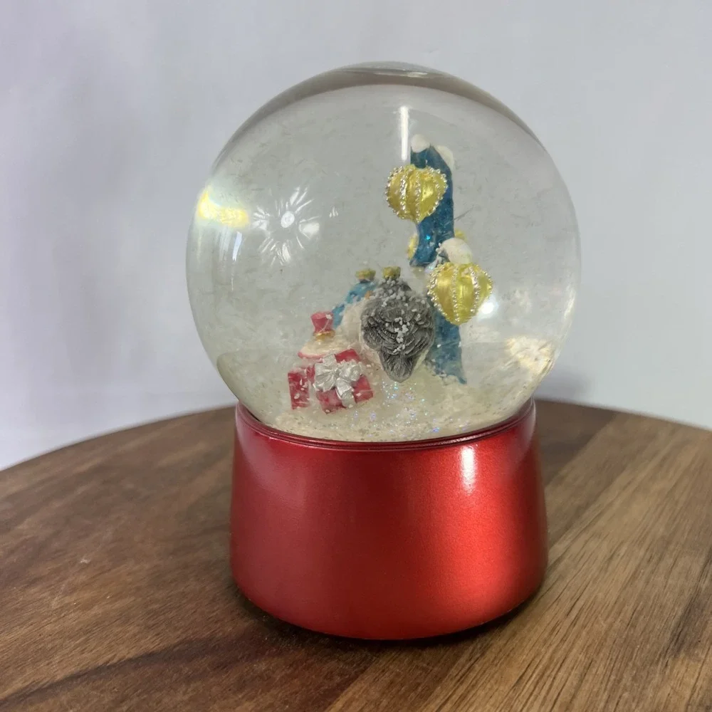 Nordstrom 2011 Holiday Snow Lighted Water Globe Christmas Presents & Birds Works